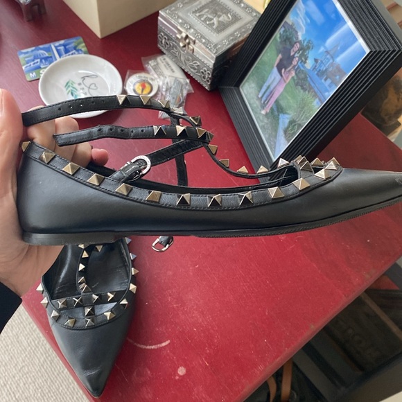 Black Valentino Rockstud flats - Picture 5 of 8